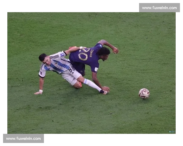 库尼亚斩 MVP！吻队徽庆功，妻子 ins 诉家的温度