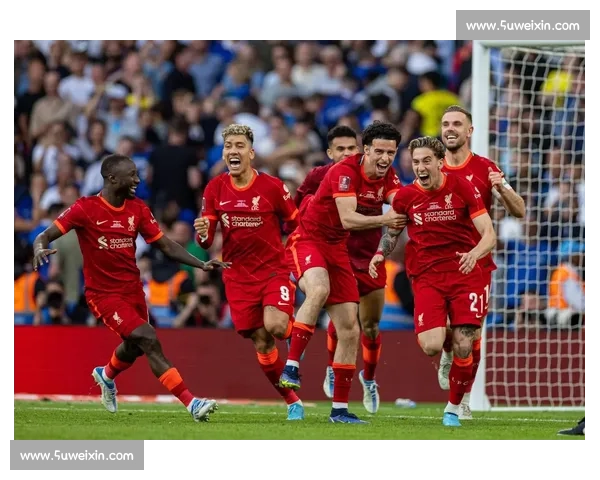 红魔主场迎枪手英超焦点战书写豪门宿命对决新篇章巅峰夜再起波澜